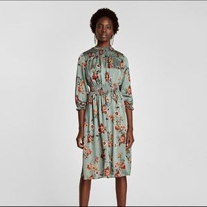 Zara basic green floral mini dress